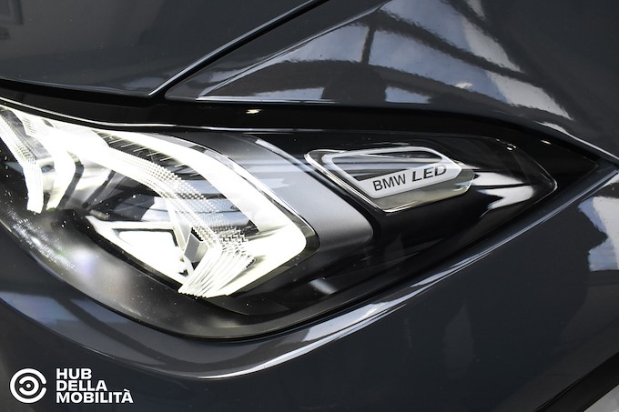 BMW 320d 48V xDrive Touring Business Advantage